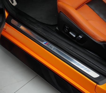 BMW M4 Competition Convertible 2024, photo 4 of 4