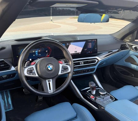 BMW M4 Competition Convertible 2024, photo 3 of 4