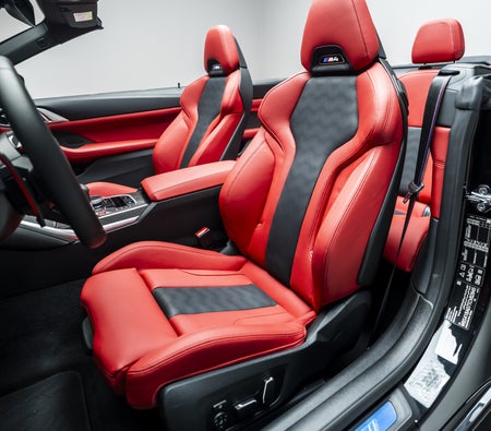 BMW M4 Competition Convertible 2026, photo 3 of 4