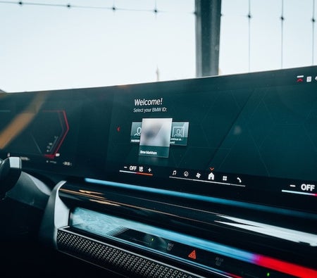 Schwarz BMW M5 Competition 2025