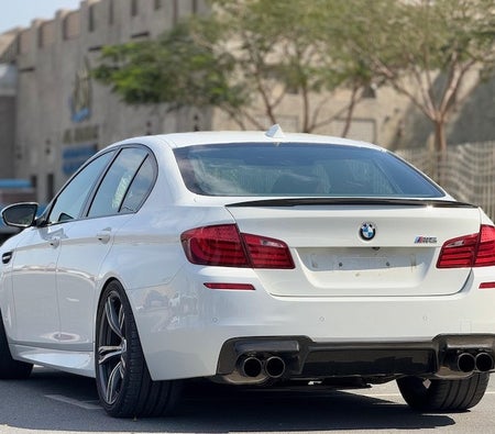 White BMW M5 2013
