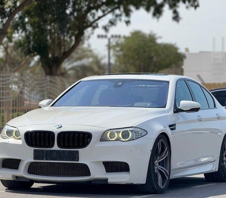 White BMW M5 2013