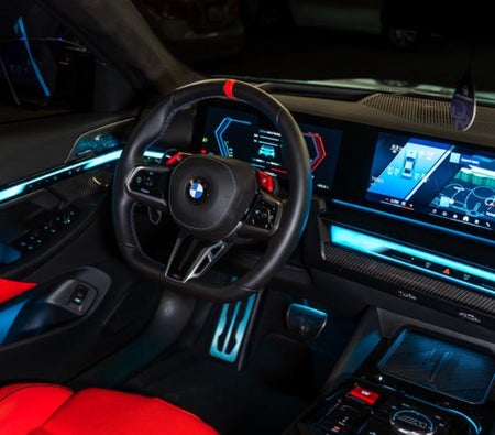 BMW M5 2025