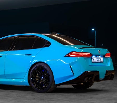BMW M5 2025