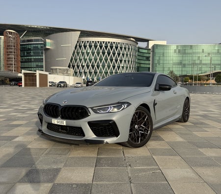 BMW M8 Competition 2023