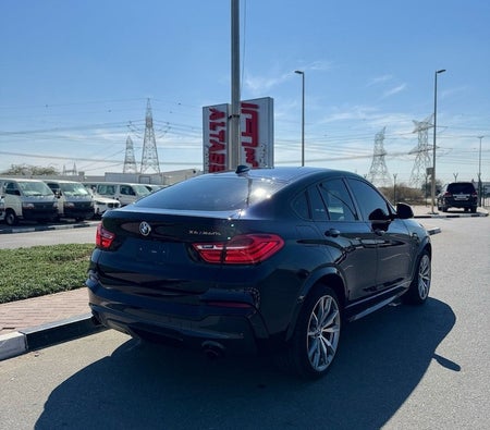 BMW X4 M Competition 2017, photo 2 of 4