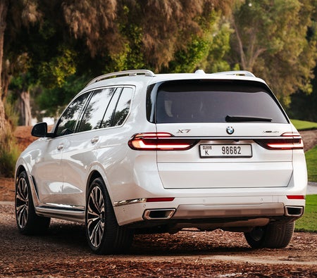 BMW X7 2023