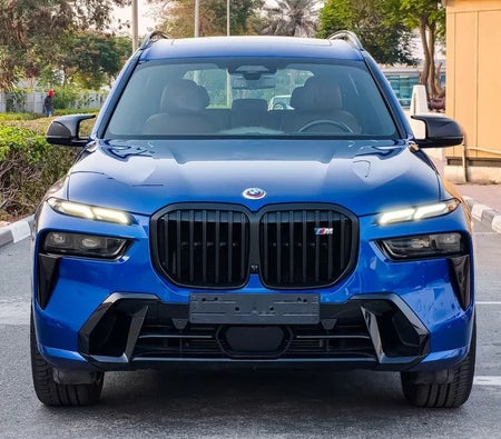 BMW X7 M60i 2023, photo 3 of 4