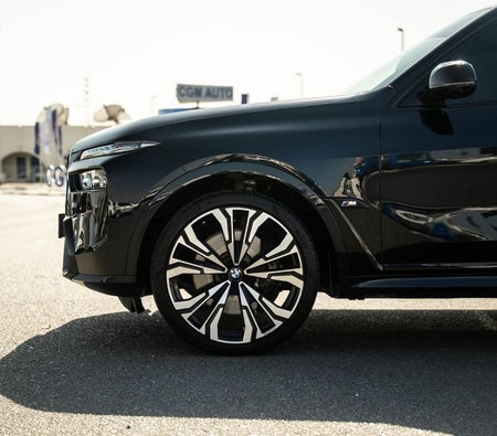 BMW X7 2024, photo 3 of 4