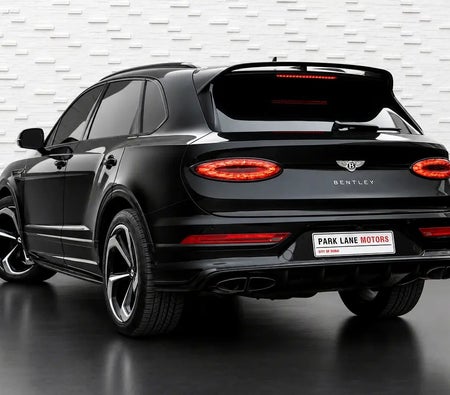 Bentley Bentayga S 2022, photo 3 of 4
