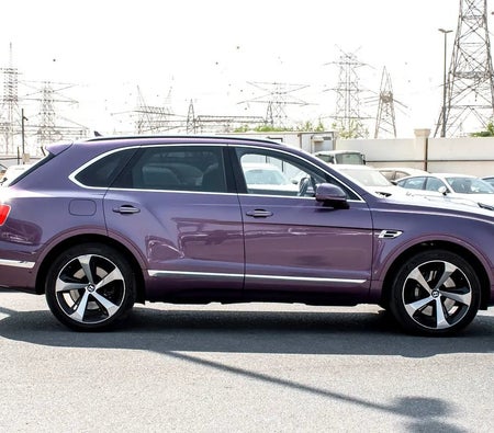 Bentley Bentayga W12 AWD 2018, photo 4 of 4