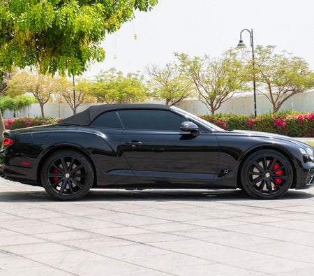 Bentley Continental GTC 2020