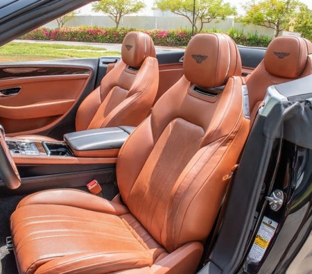 Bentley Continental GTC 2020