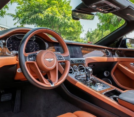 Bentley Continental GTC 2020