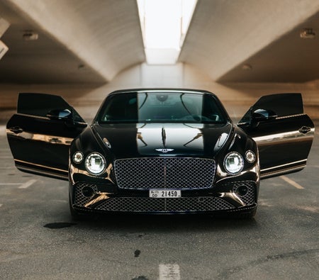 Bentley Continental GTC 2023