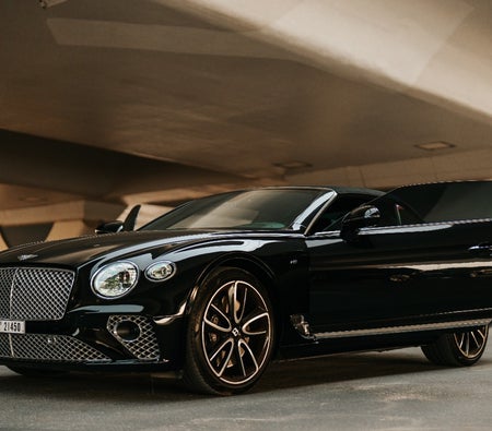 Bentley Continental GTC 2023