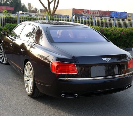 Bentley Flying Spur W12 2014, photo 3 of 4
