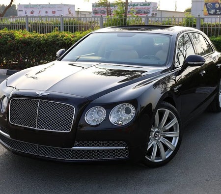 Bentley Flying Spur W12 2014, photo 1 of 4