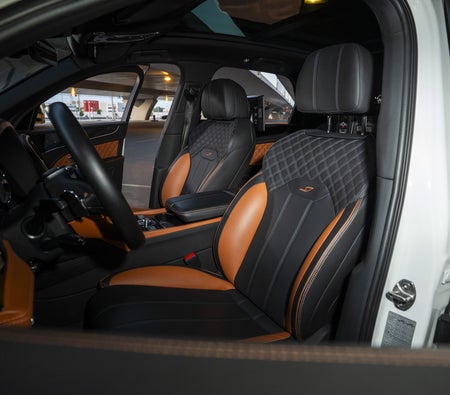 Bentley Bentayga 2024