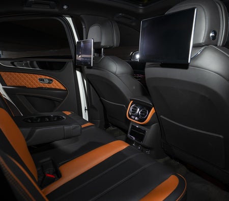 Bentley Bentayga 2024