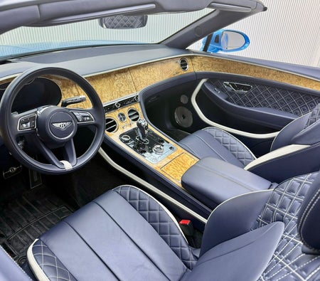 Bentley Continental GTC 2022