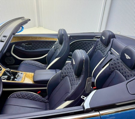 Bentley Continental GTC 2022