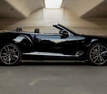 Black Bentley Continental GTC 2023