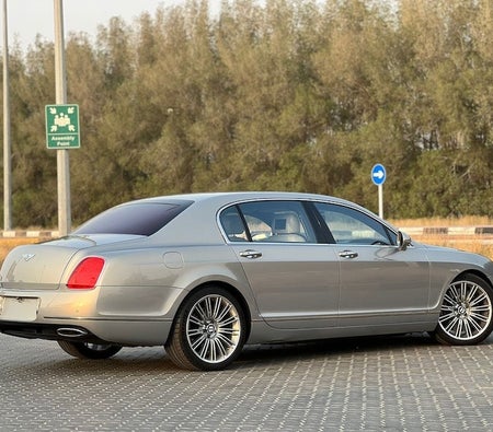 宾利 Flying Spur Speed 2013, photo 3 of 4