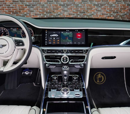 宾利 Flying Spur W12 2023, photo 4 of 4