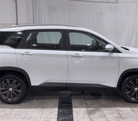 Bianca Chevrolet Captiva LS 2023