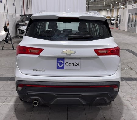 Bianca Chevrolet Captiva LS 2023