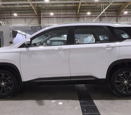 White Chevrolet Captiva LS 2026
