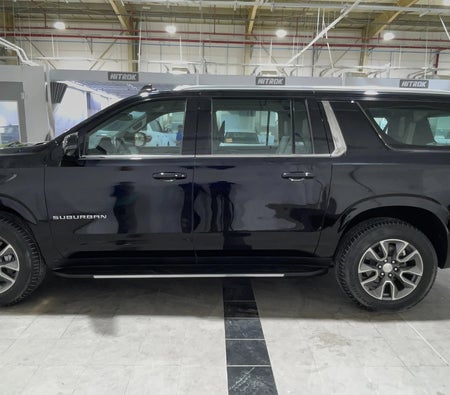 Noir Chevrolet Suburban LT 2023