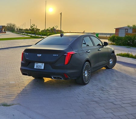 Cadillac CT4 2021