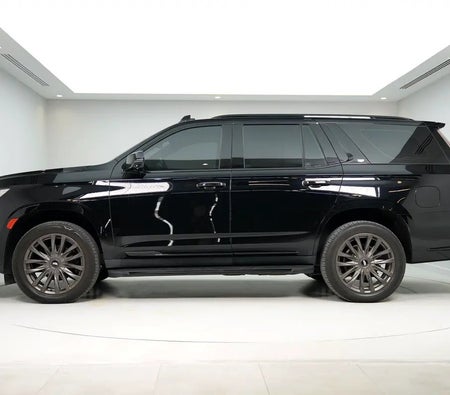Black Cadillac Escalade Luxury 2021