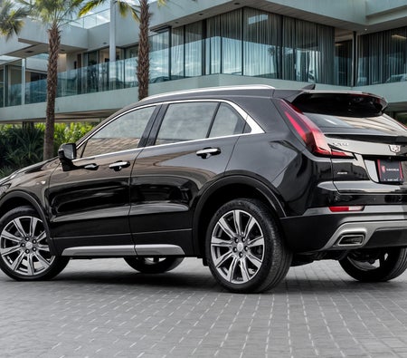Black Cadillac XT4 Luxury 2023
