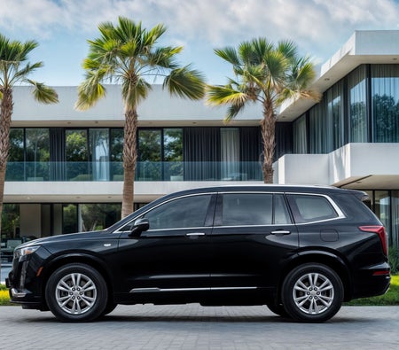 Black Cadillac XT6 Luxury 2022