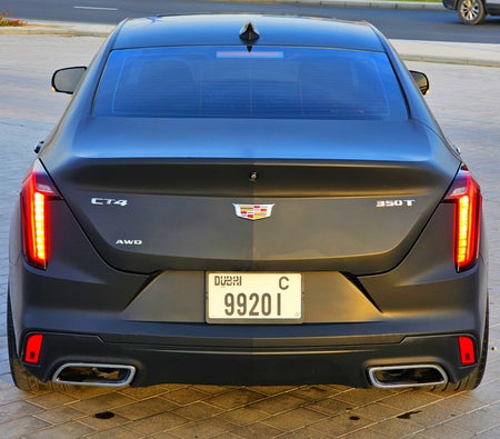 Cadillac CT4 2021