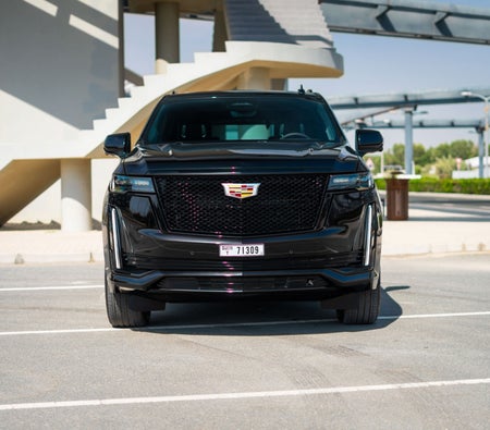 Черный Cadillac Escalade Platinum Sport 2023 год Черный Cadillac Escalade Platinum Sport 2023 год