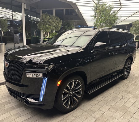 Черный Cadillac Escalade V6 600 2021 год