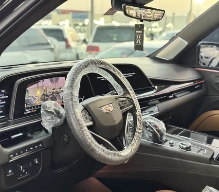 Cadillac Escalade Platinum Luxury 2023, photo 2 of 4