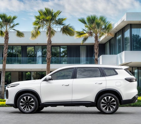 White Chery Tiggo 8 Pro Luxury 2026
