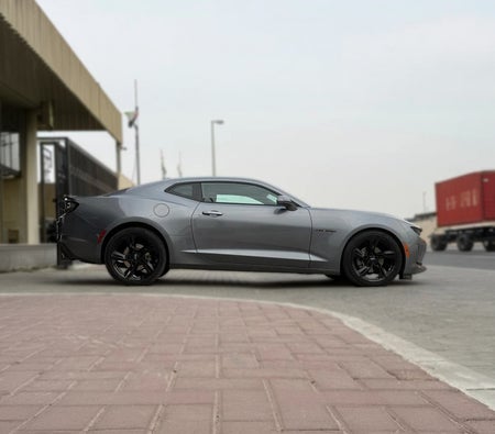 Chevrolet Camaro RS 2021, photo 4 of 4