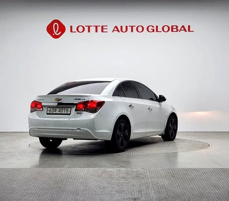 White Chevrolet Cruze LTZ 2014