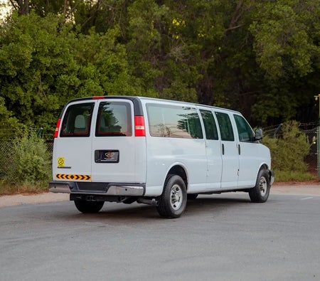 Bianca Chevrolet Express 2018