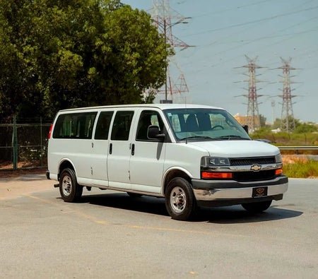Bianca Chevrolet Express 2020
