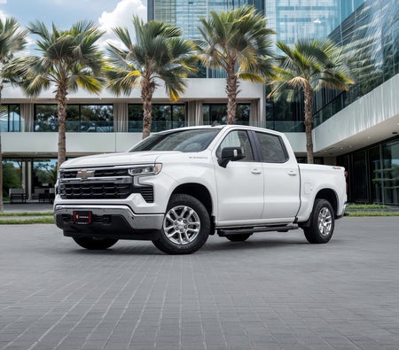 أبيض شيفروليه Silverado LT 2024 أبيض شيفروليه Silverado LT 2024