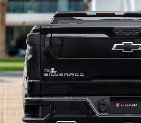 أسود شيفروليه Silverado Z71 2022
