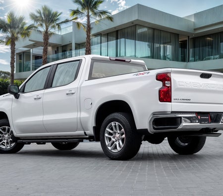 أبيض شيفروليه Silverado LT 2024 أبيض شيفروليه Silverado LT 2024