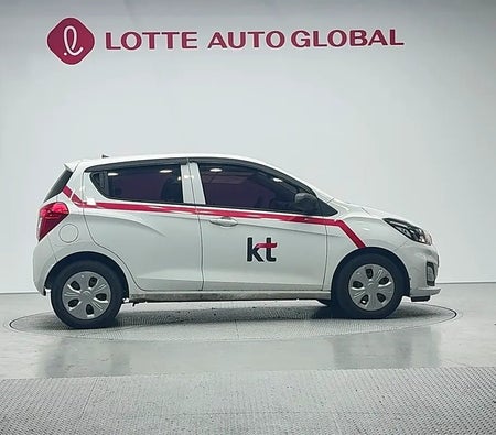 Bianca Chevrolet Spark LS 2019